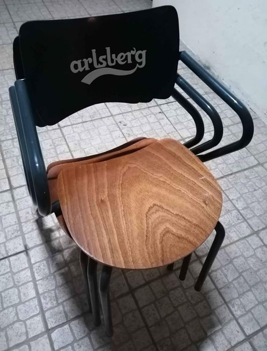 Vendo cadeiras Carlsberg