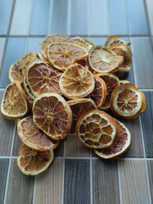 Сушений апельсин дольками.2023