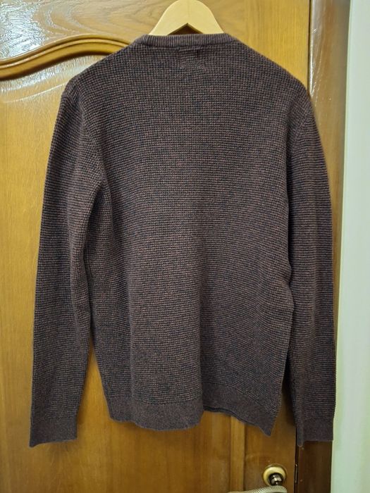 Светр Zara (розмір L)