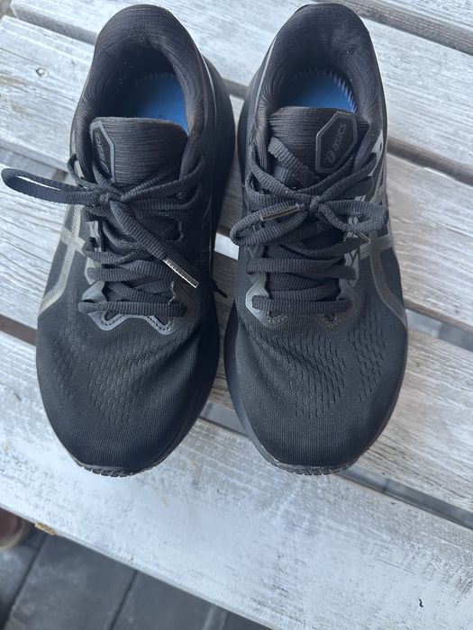 Кросівки Бігові Asics Gel-Kayano 30 розмір 40.5