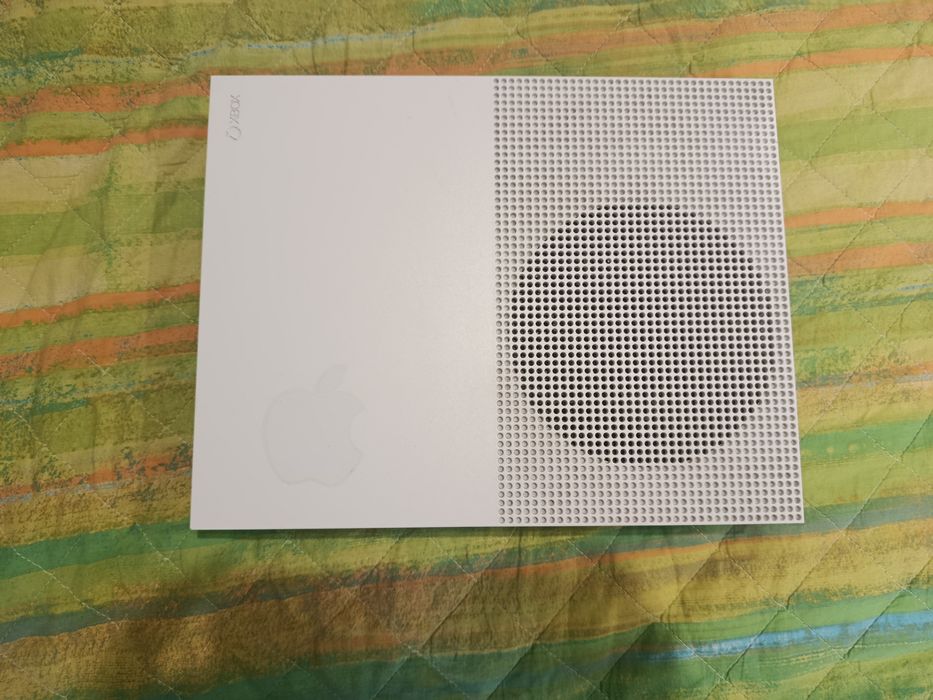 Продам Xbox one s