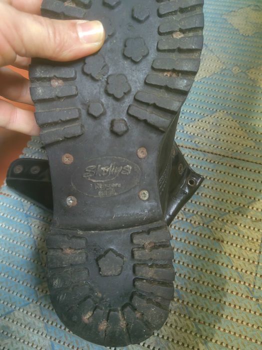 botas rangers  dr martins