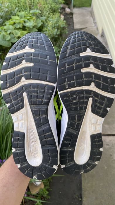 Оригінальні Кросівки Asics Jolt 3 GS  Розмір 39