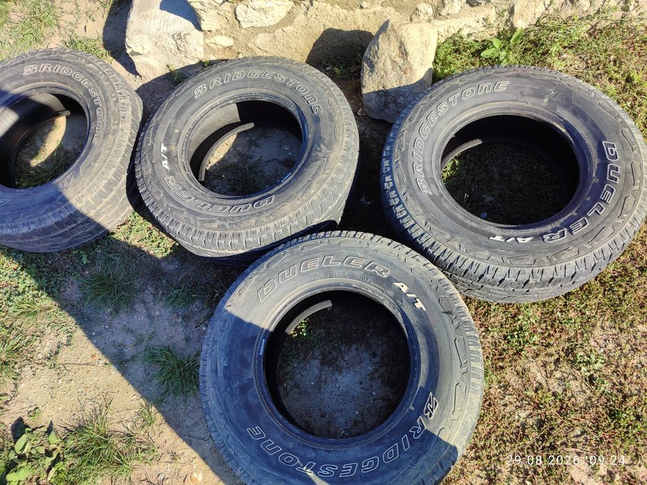 Bridgestone Duller AT001