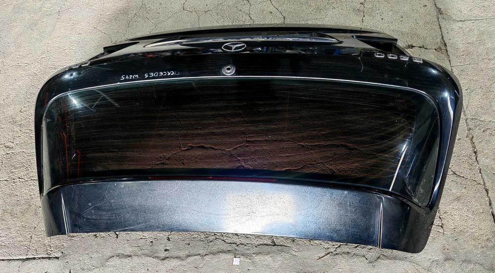 Tampa da mala mercedes Classe B W245