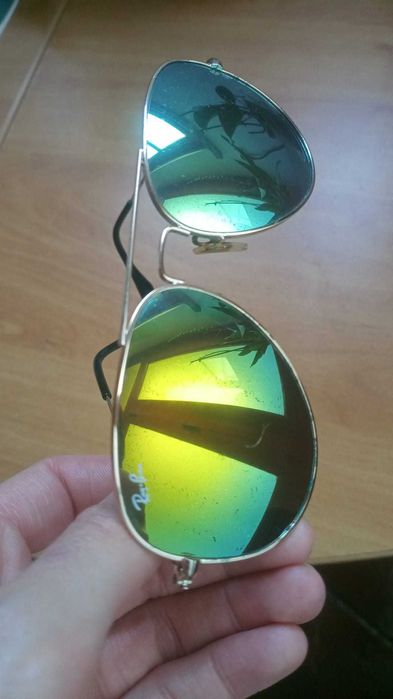 Óculos de sol espelhados RayBan aviador
