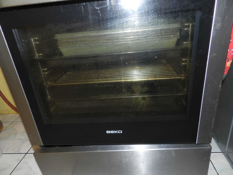 Kuchenka wolnostojąca 60cm. Inox.