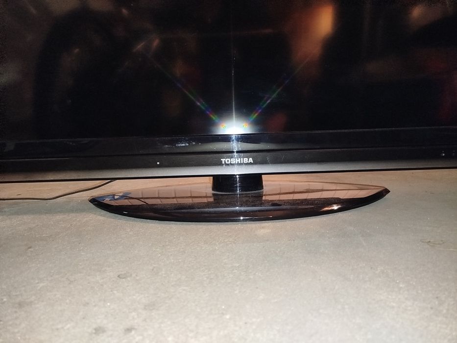 TV Toshiba 46` pilot, sprawny