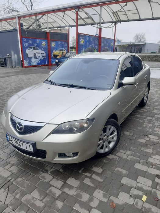 Авто Mazda 3 (2007)