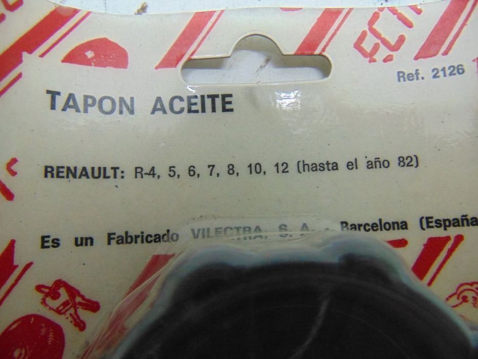 Renault 4l tampões de gasolina e de óleo