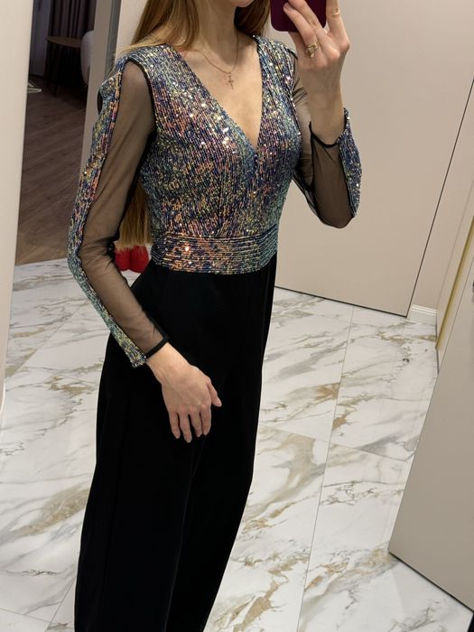 Комбінезон розшитий паєтками