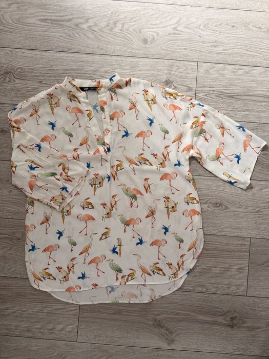 ZARA. Bluzka w ptaszki