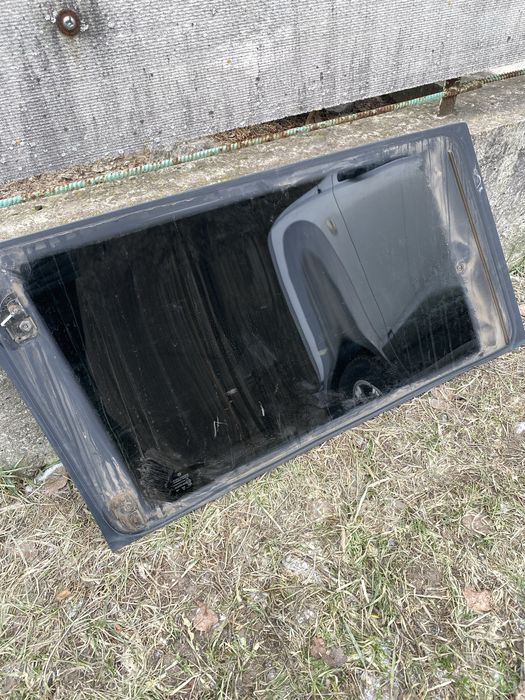 Боковые стекла жабкана Мерседес Вито 638