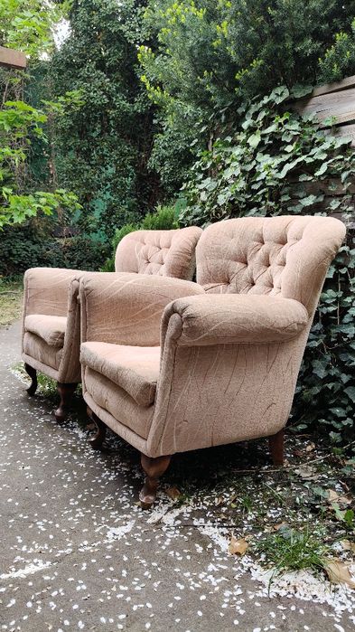 Fotele w stylu Ludwikowskie lub Biedermeier