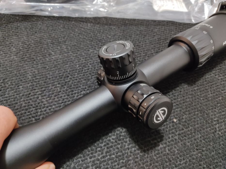 Mira telescópica nova