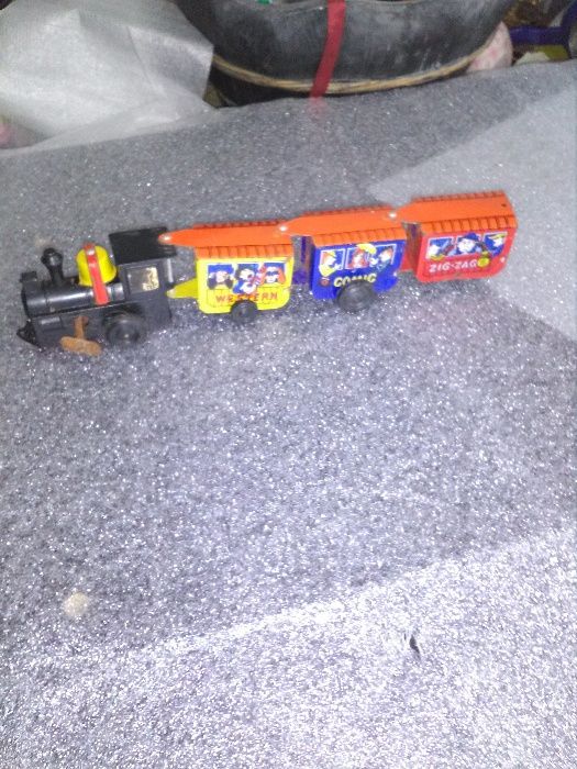 LATA Comboio de colecção em LATA