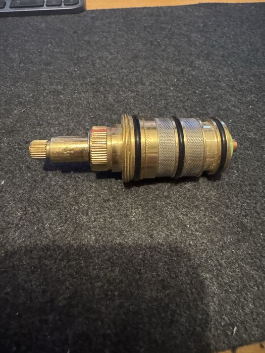 Głowica termostatyczna do baterii 10cm