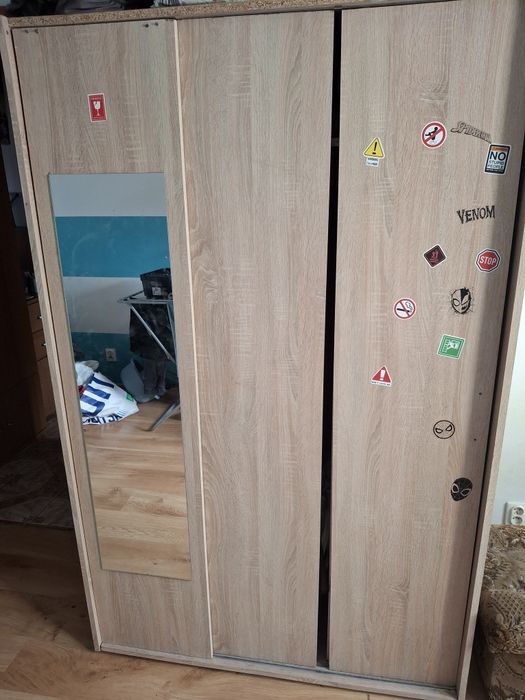 Szafa do pokoju młodzieżowego