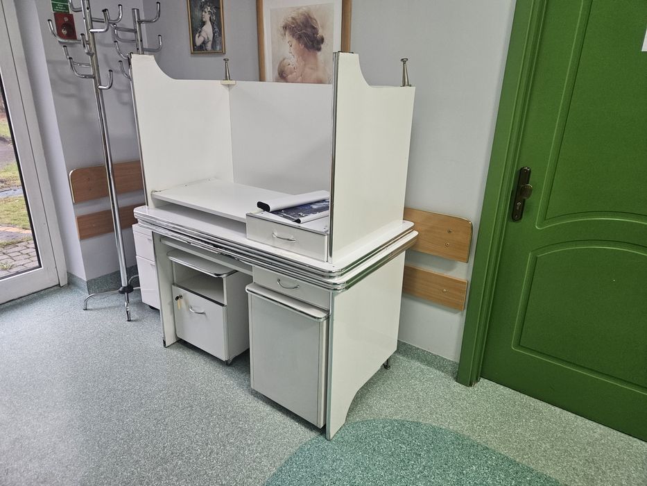 Biurka, szafki po 50zł