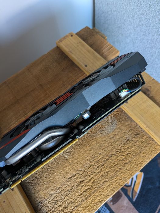 Placa gráfica Asus GTX760