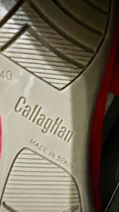 Sapatilha Callaghan em camurça vermelha • NOVA!  Tam 40