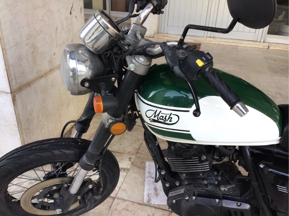 Moto mash 125 cc 1000€ este fim de semana