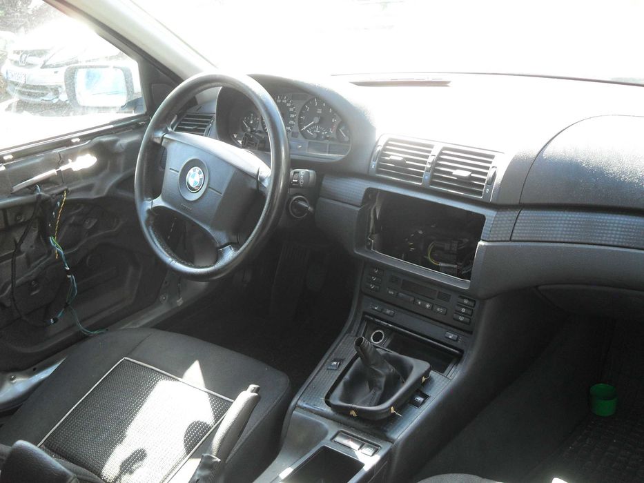 BMW E46 Touring 2.0 benzyna Na Części