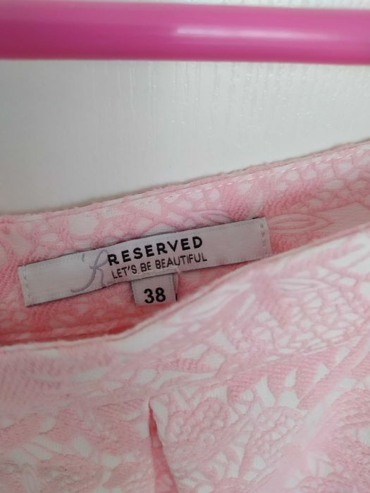 Reserved spódnica elegancka rozkloszowana z haftem 38