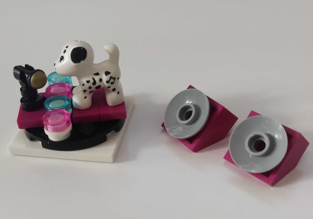 Lego - piesek Cookie