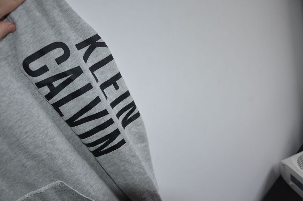 bluza Calvin Klein r. S szara