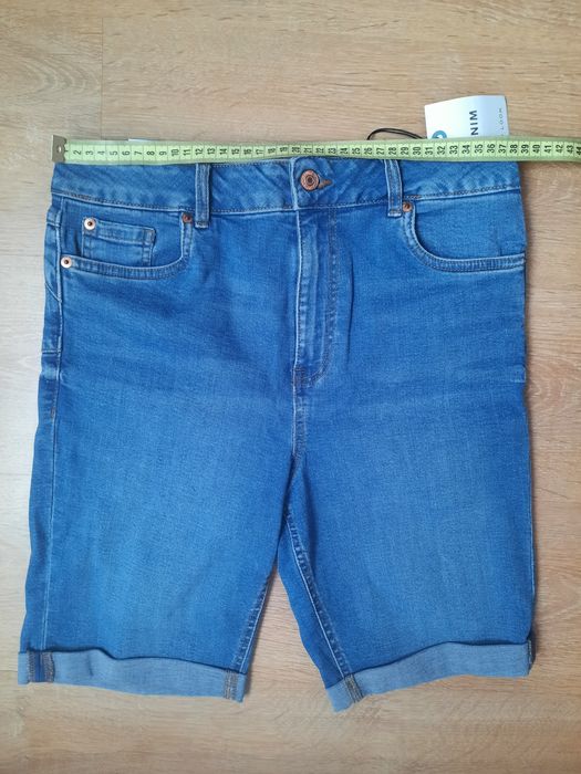 Шорти жіночі нові