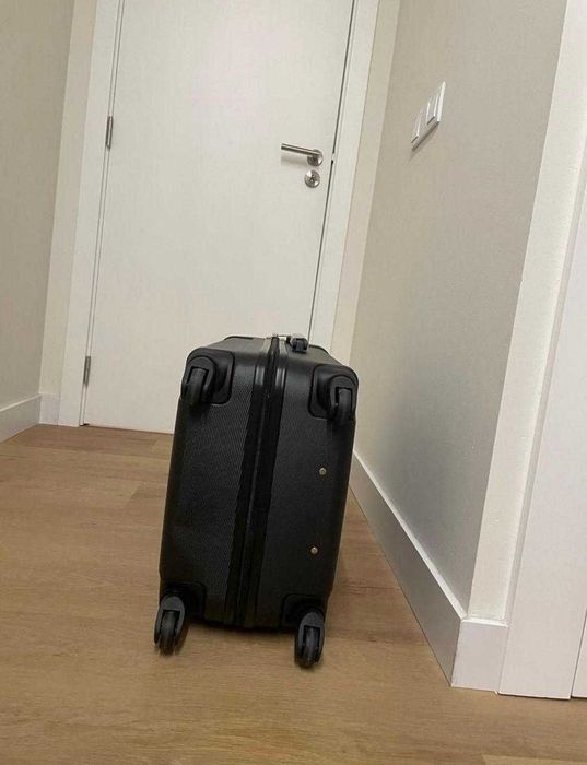 Malas de Viagem – Vários Tamanhos e Cores Disponíveis