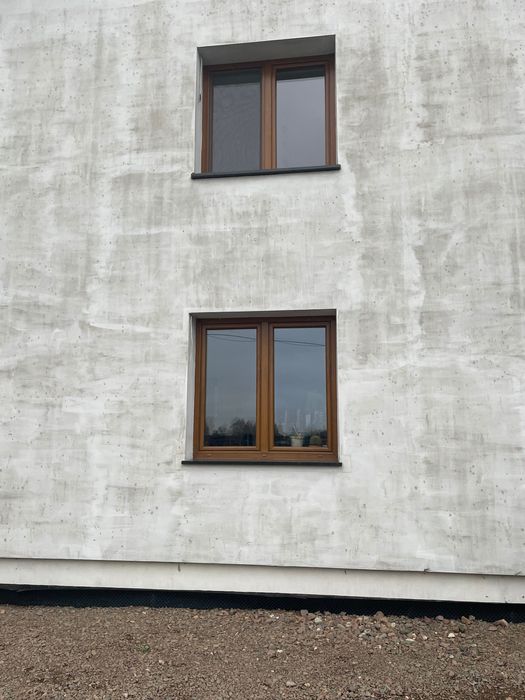 Oknna scienne używane