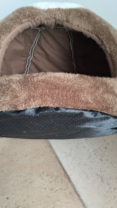 Casa para gato em forma de urso