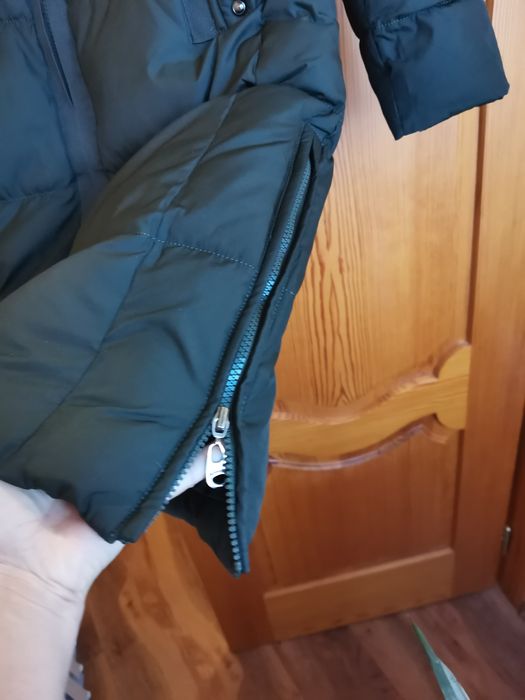 Пальто зимове з натуральним коміром