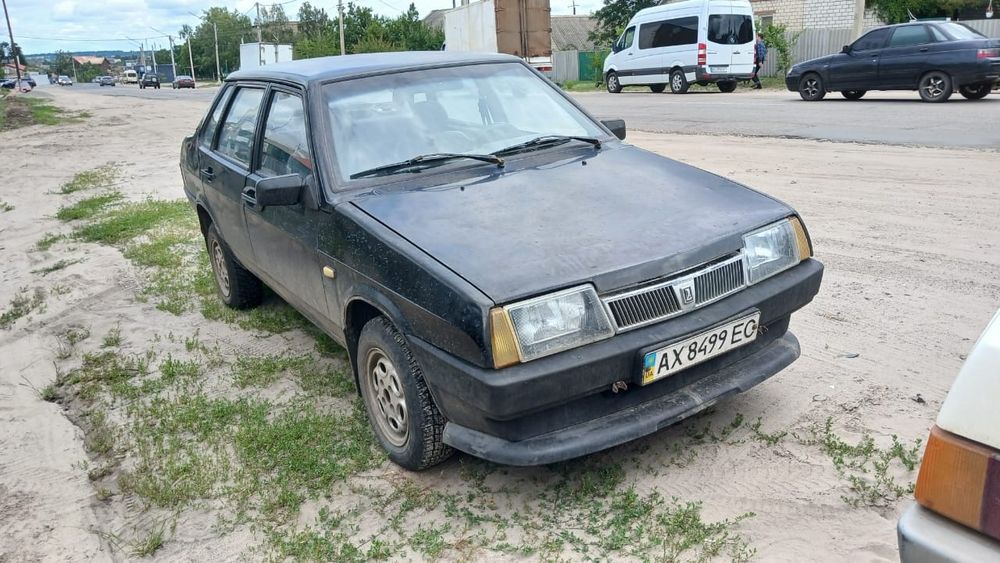 Продам машину 99