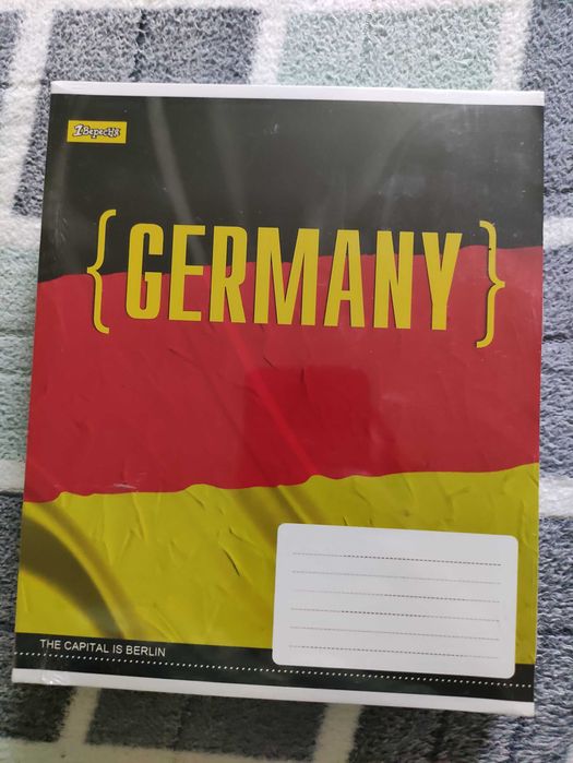 Зошити у клітинку у форматі А5+