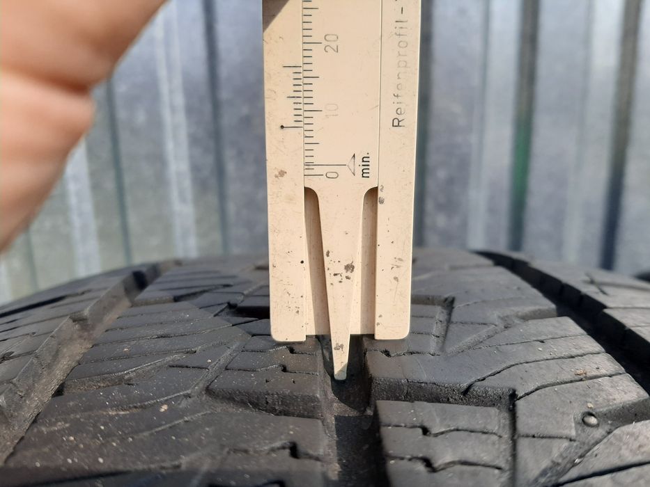 2x Opony całoroczne 235/65R16C Continental VanContact4Season 2022r