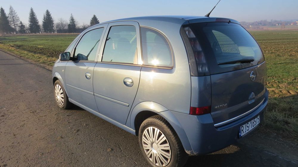 piekna meriva 1.6 105 km swiezo sprowadzona