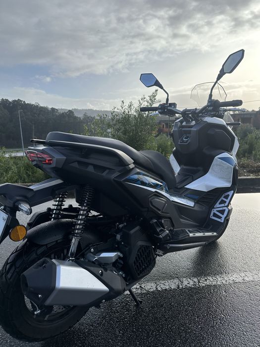 Keeway xdv 125 com 2900kms