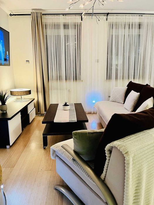 Apartament z widokiem  z sauną i kominkiem.