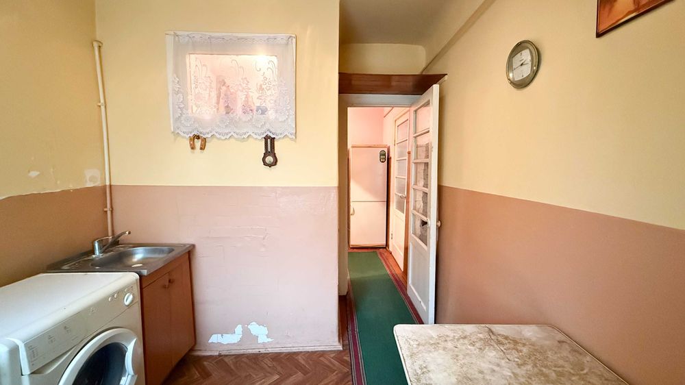 Продаж 2-кім квартири в Новоселиці, індивідуальне опалення