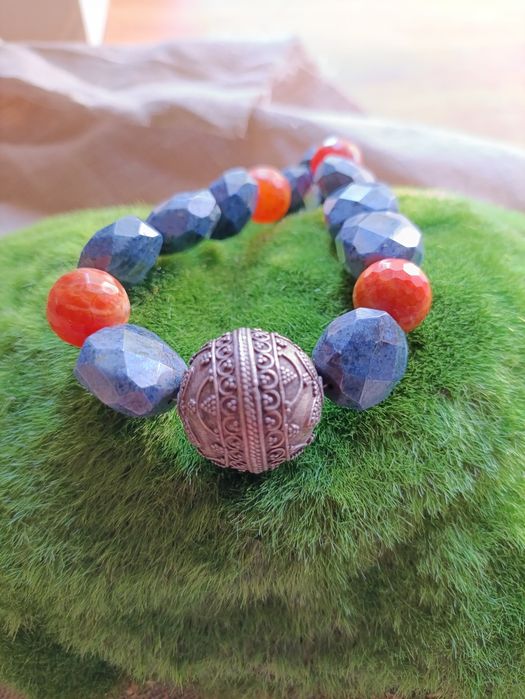 Naszyjnik ze srebra i lapislazuli