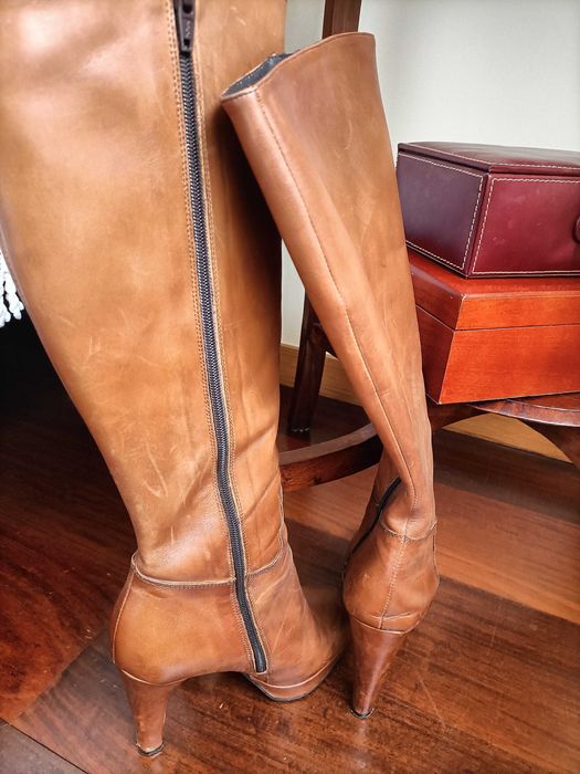 Botas senhora em pele, cano alto , cor Camel