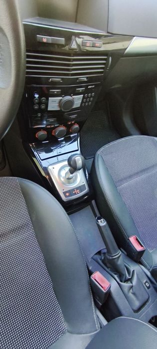 Opel Astra 1.6 caixa automática 44.000km