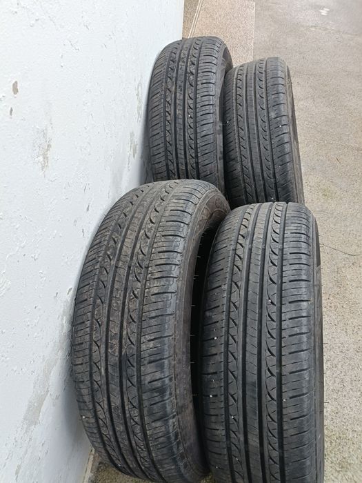 Pneus 185/70 R14