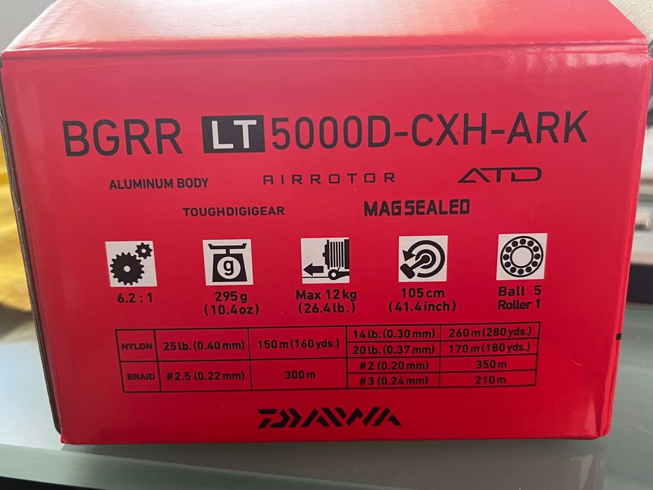 Carreto pesca daiwa BGRR LT 5000D-CXH-ARK Boia pião chumbadinha mar vermelho