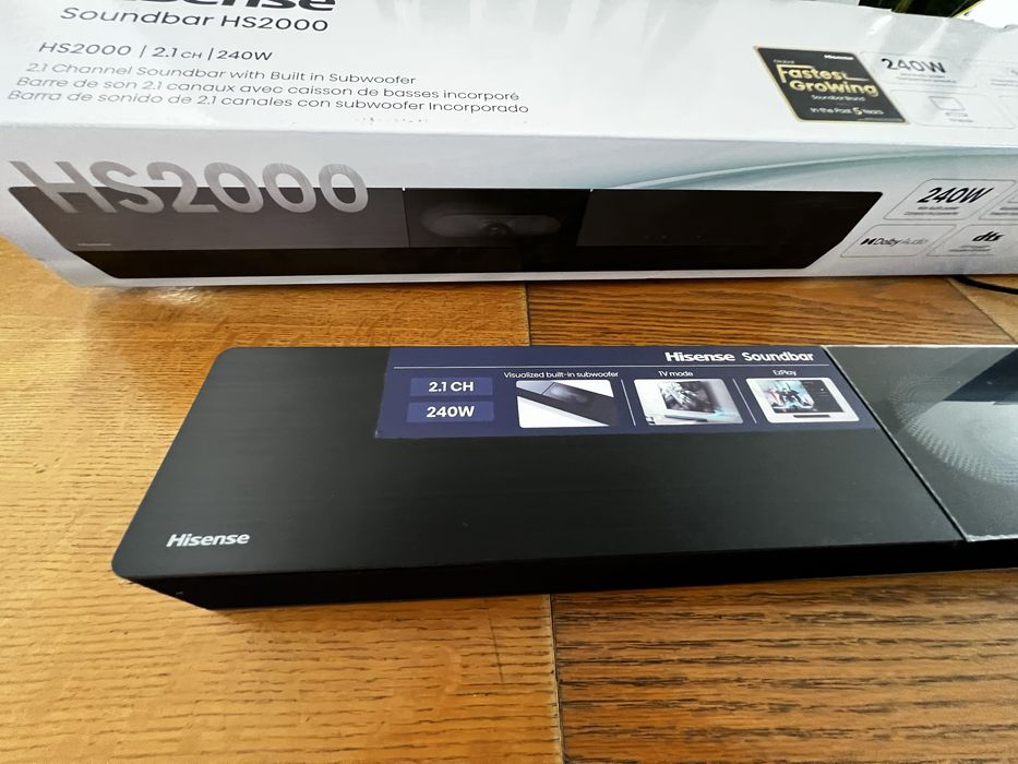 Soundbar Hisense HS2000 240W 2.1 – Nova na Caixa