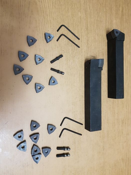 Державка резец твердосплавная пластина т15к6