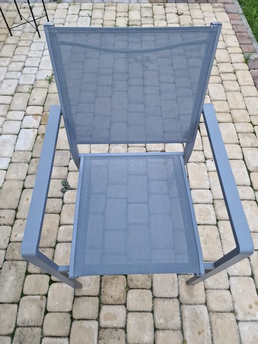Zestaw ogrodowy Parasol + Stół + Leżaki